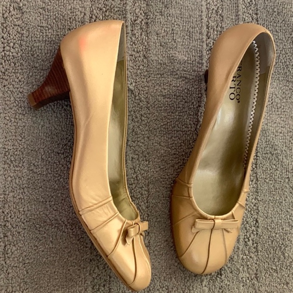 Shoes - Picture 2 of 3